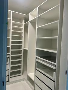 300 Biscayne Bulevard Way Boulevard Of Champions 1509, Miami, Florida 33131
