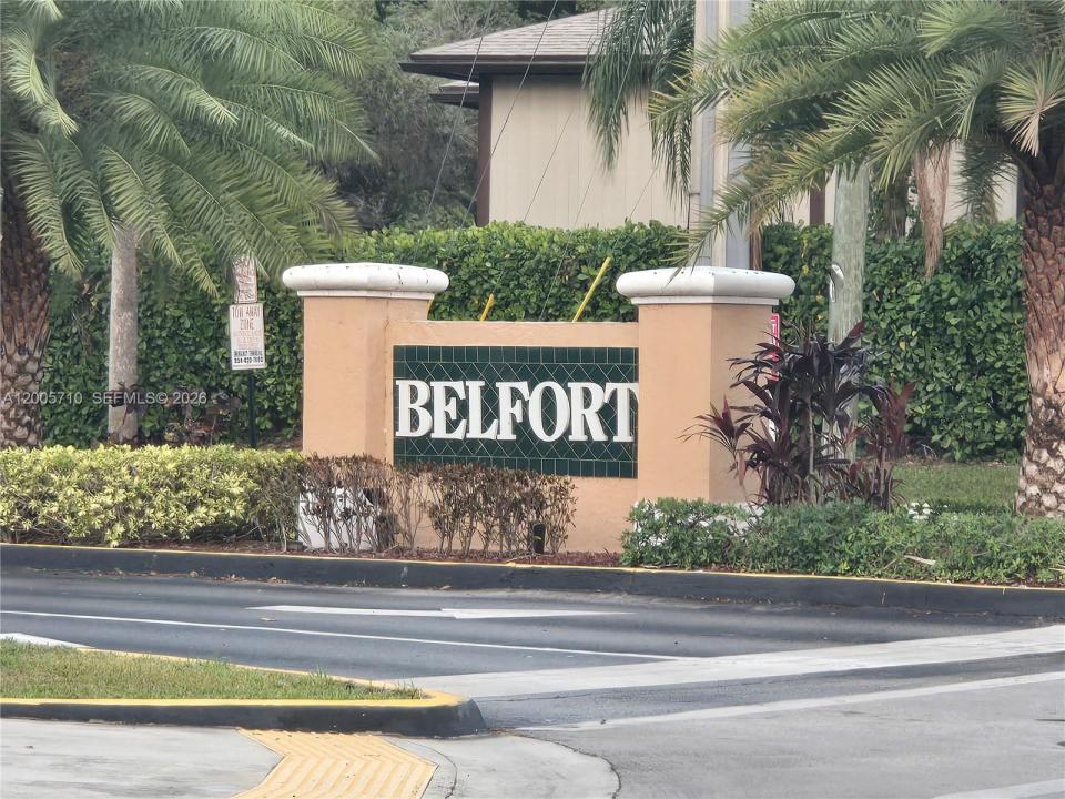 9610 S Belfort Cir 107, Tamarac, Florida 33321, Stati Uniti