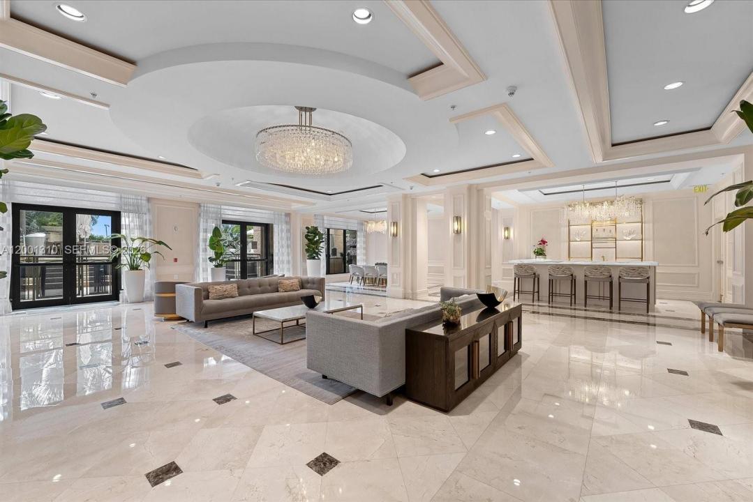 3400 SW 27th Ave 201, Miami, Floryda 33133, USA