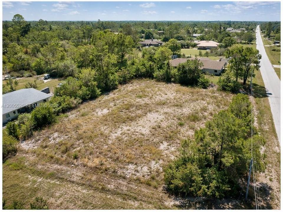 682 Woodcrest Dr, Lehigh Acres, Floride 33972, États-Unis