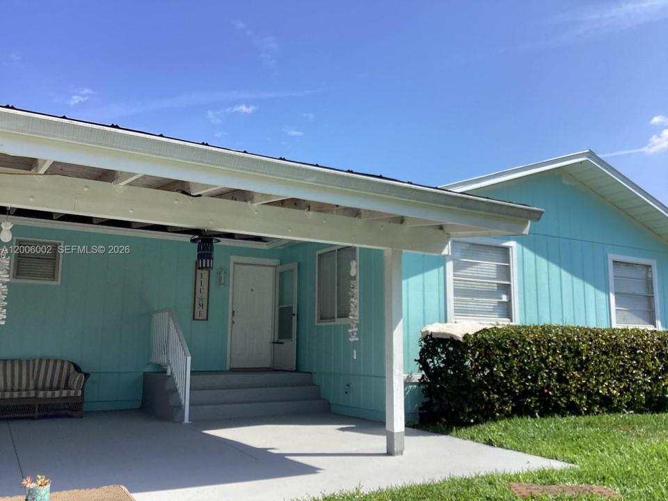 2111 Waylife CT, Florida 33920, Stati Uniti