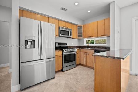 11222 NE 9th Ave, Biscayne Park, Flórida 33161, Estados Unidos