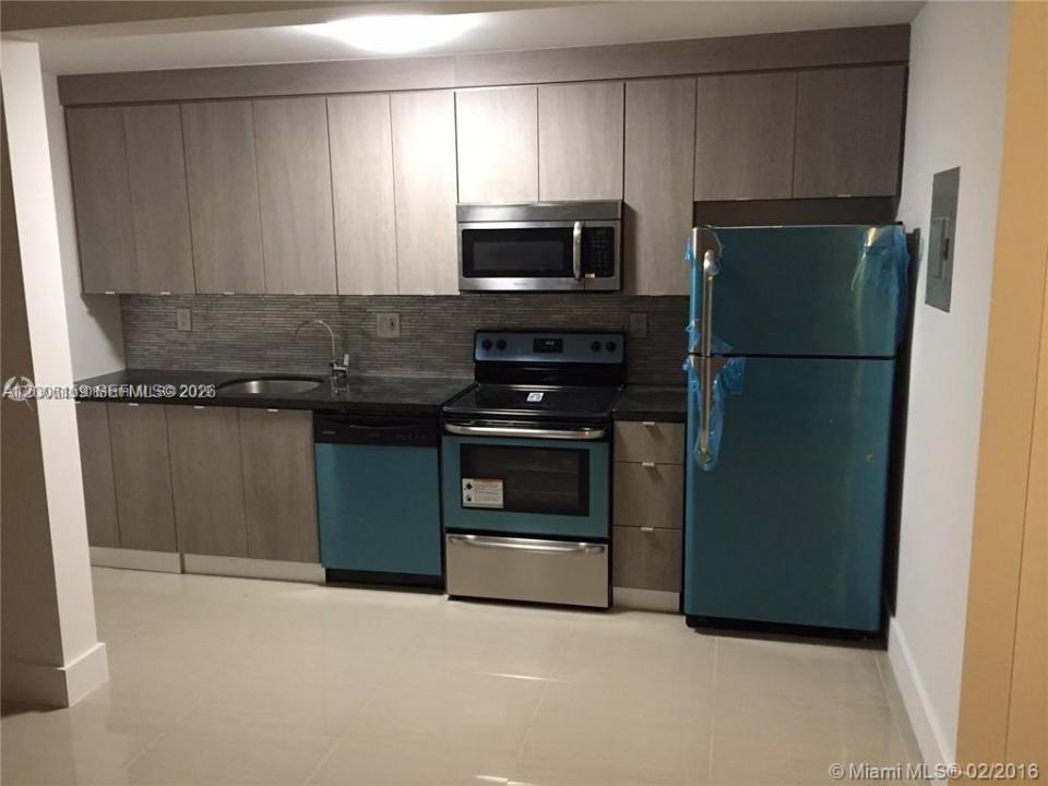 4110 NW 79th Ave 1B, Doral, Floride 33166, États-Unis
