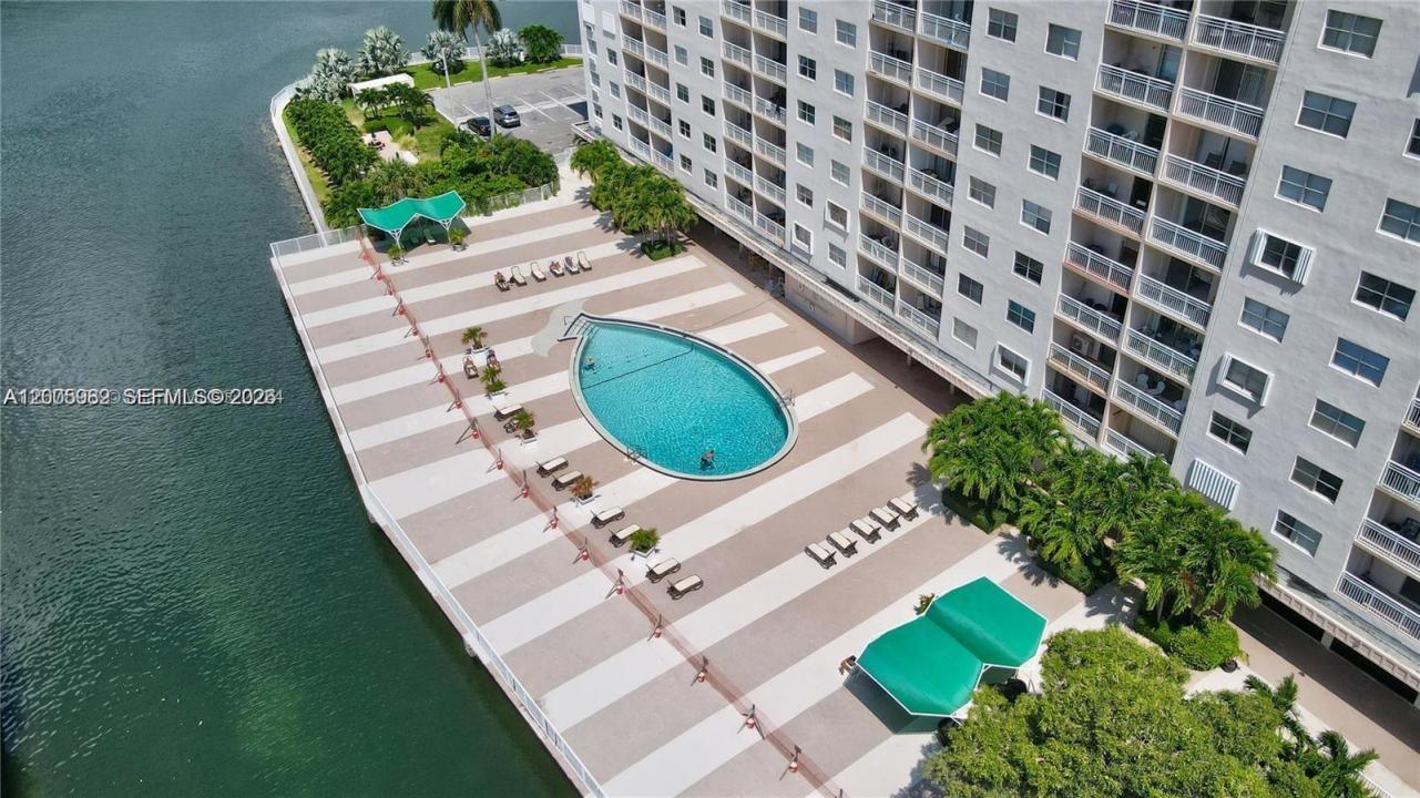 400 Kings Point Dr 331, Sunny Isles Beach, Floride 33160, États-Unis