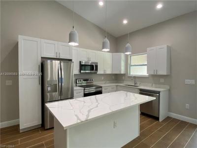 117-119 Meadow, Lehigh Acres, Florida 33973, USA
