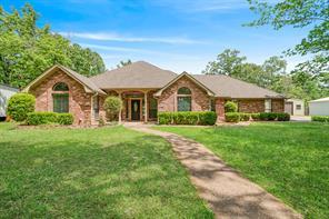 212 Wooded Hills Drive, Powderly, Texas 75473, USA