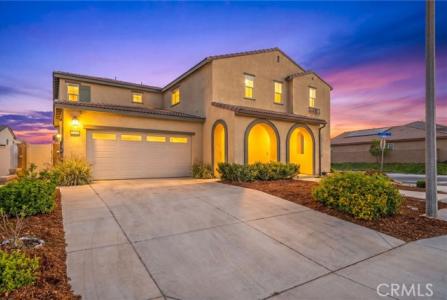 Crater Avenue, Rialto, Californie 92377, États-Unis