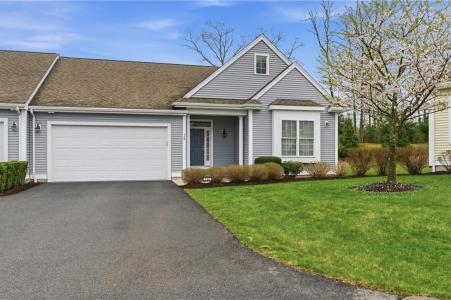 170 Providence Pike 126, North Smithfield, Rhode Island 02896, USA