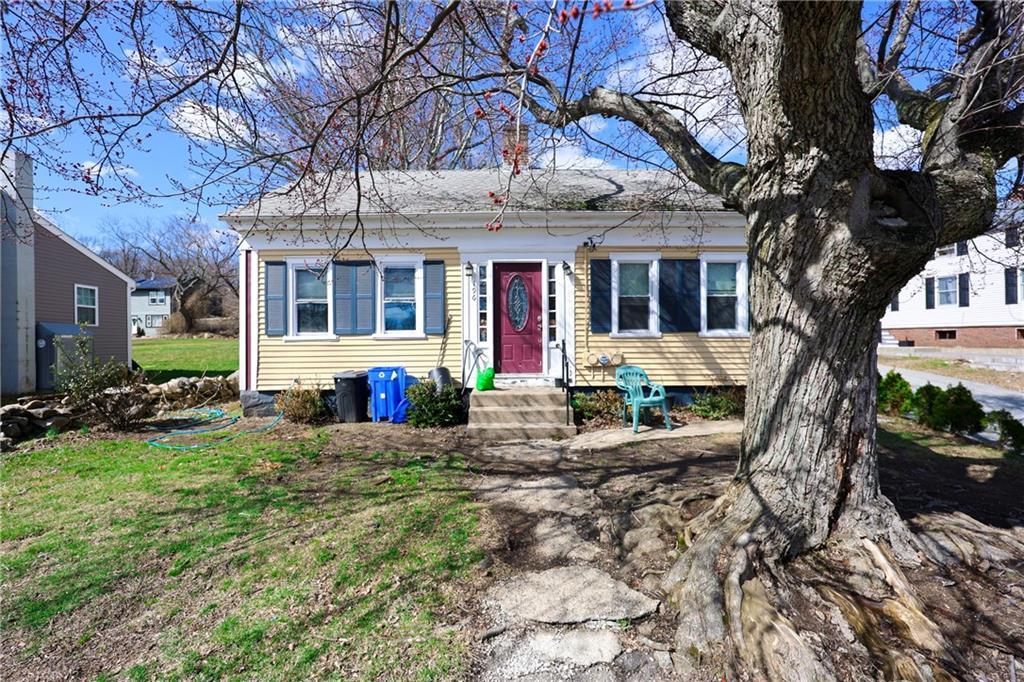 196 Simmonsville Avenue, Johnston, Rhode Island 02919, États-Unis