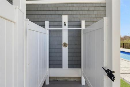 1046 Ocean Road, Narragansett, RI 02882, USA