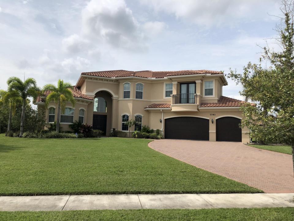 7793 Arbor Crest Way, West Palm Beach, Florida 33412, USA