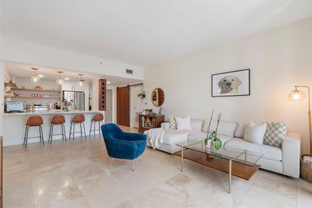 2650 SW 37th Ave 406, Miami, Florida 33133, USA