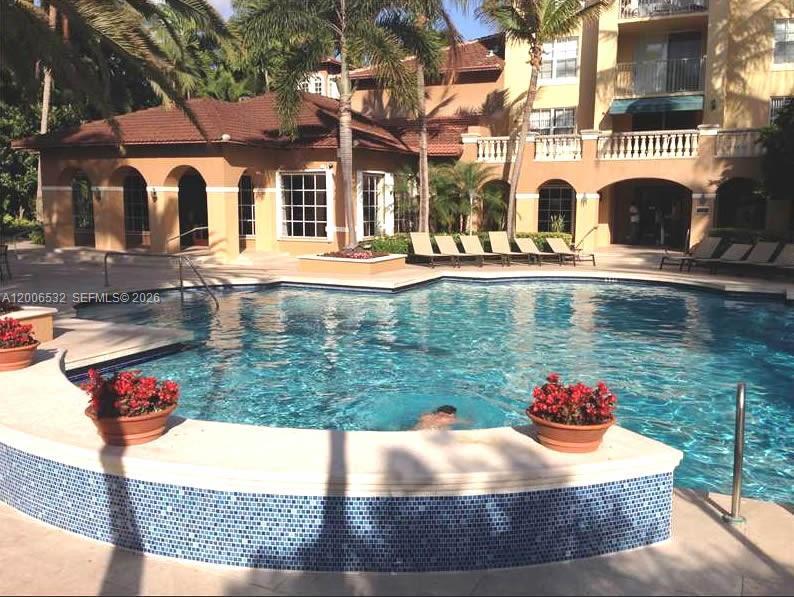 19999 E Country Club Dr 1303, Aventura, Florida 33180, Amerika Birleşik Devletleri