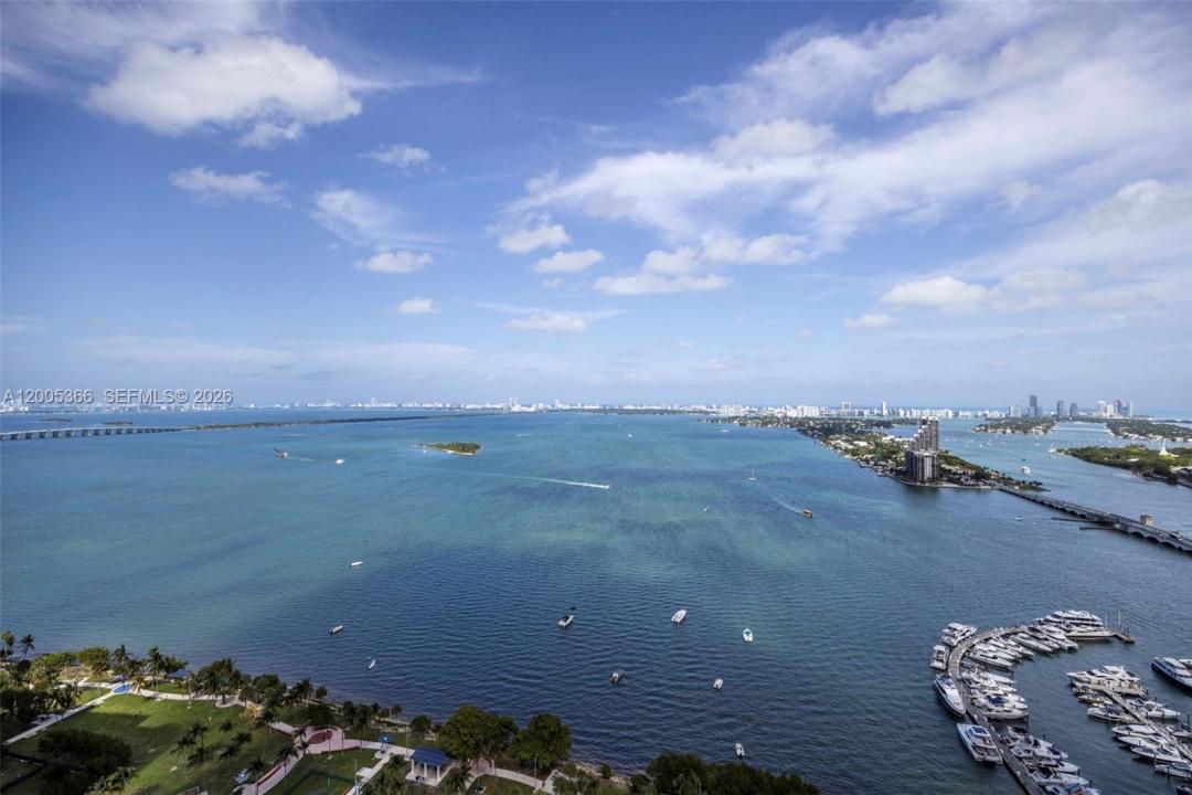 1750 N Bayshore Dr 3801, Miami, Florida 33132, Stati Uniti