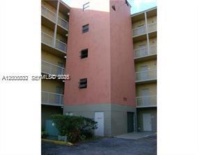 8290 LAKE DR 412, Doral, Floride 33166, États-Unis