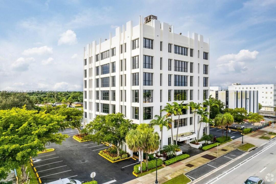 2450 Hollywood Blvd CU605, Hollywood, Floride 33020, États-Unis
