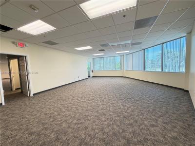 4400 W Sample Rd 250, Coconut Creek, Florida 33073