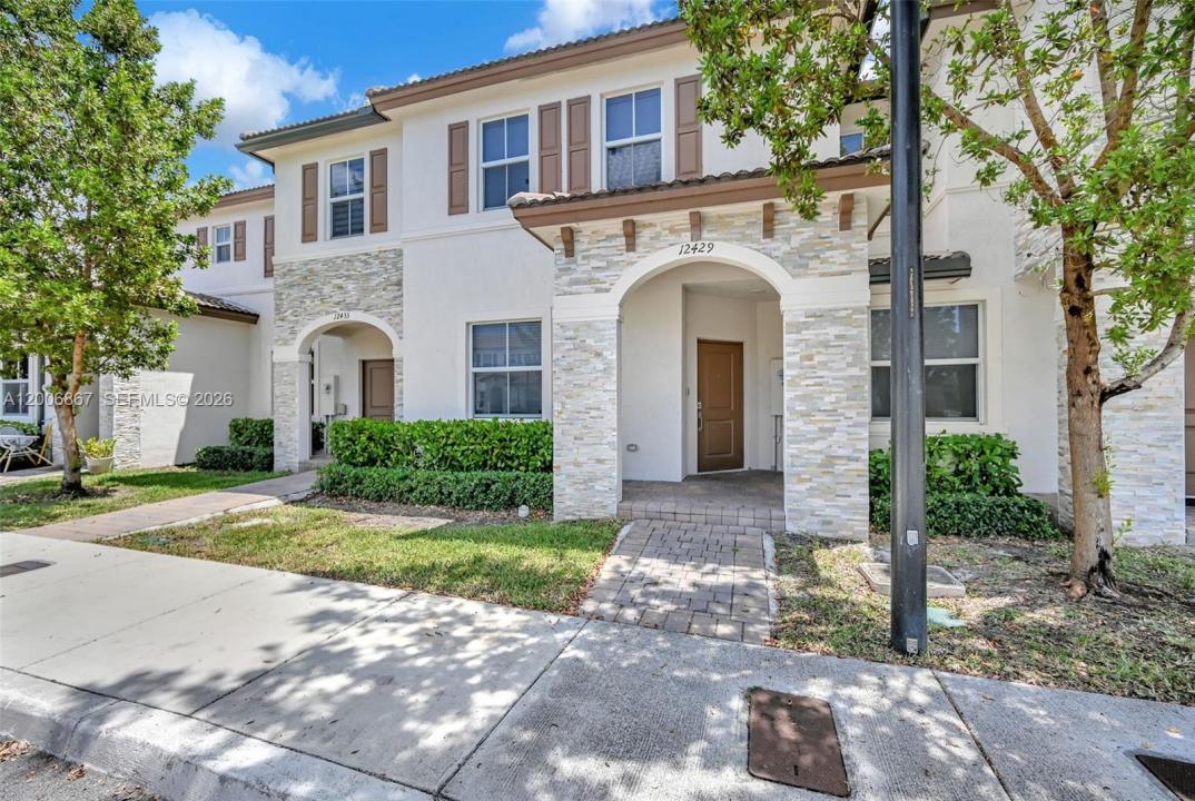 12429 NW 23rd Ct, Miami, Floride 33167, États-Unis