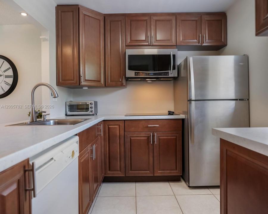 3506 NW 49th Ave 511, Lauderdale Lakes, Floride 33319, États-Unis