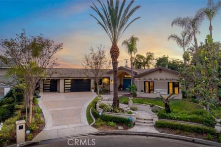 Skycrest, Fullerton, Kalifornien 92831, USA