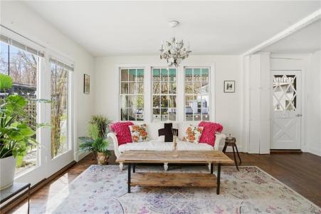 25 Fried Avenue, Bristol, RI 02809, USA