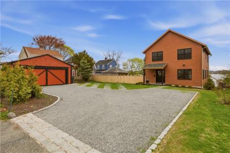 1124 Narragansett Boulevard, Cranston, רוד איילנד 02905, ארצות הברית של אמריקה 