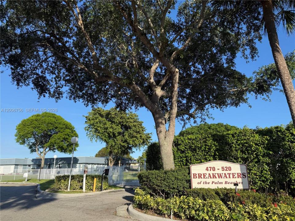 500 Executive Center Dr 1J, West Palm Beach, Florida 33401, Stati Uniti