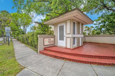 8103 Camino Real C-314, Miami, Florida 33143, USA