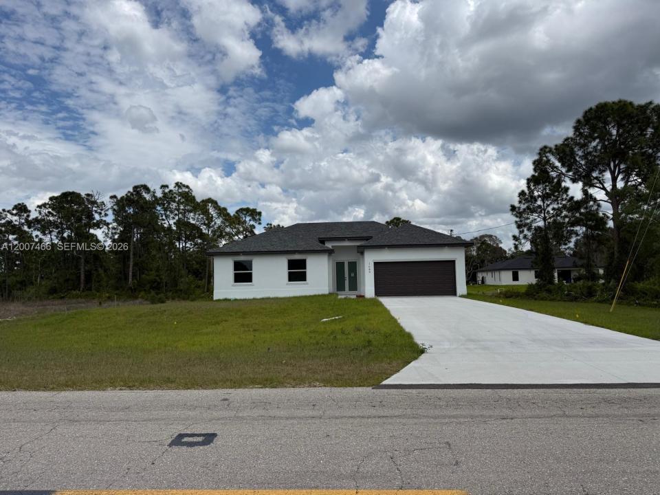 1089 EISENHOWER BLVD 1089, Lehigh Acres, Florida 33974, Stati Uniti