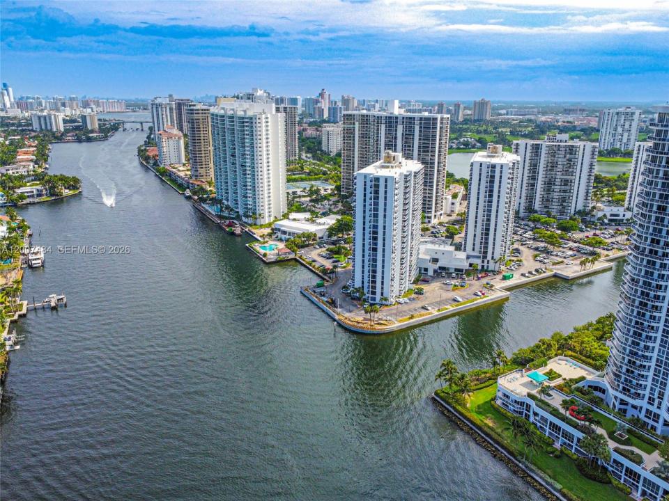 20505 E Country Club Dr 931, Aventura, Floride 33180, États-Unis
