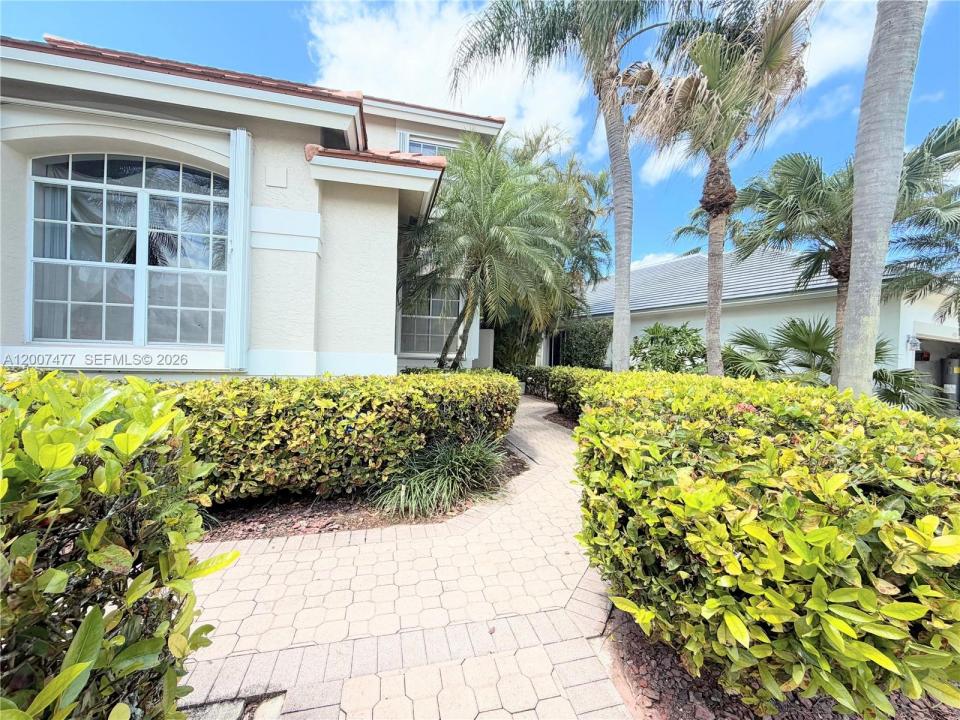 1510 W Lacosta Dr W, Pembroke Pines, Floride 33027, États-Unis