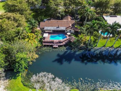 10651 SW 27th St, Davie, फ्लोरिडा 33328, संयुक्त राज्य अमेरिका