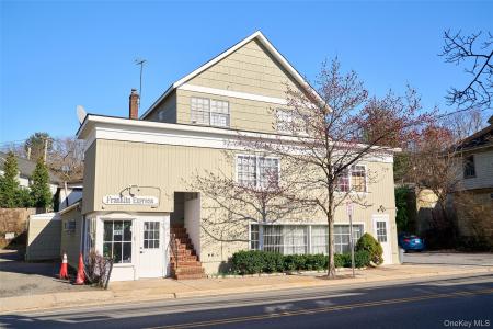 20 Bryant Avenue, North Hempstead, New York 11576, USA
