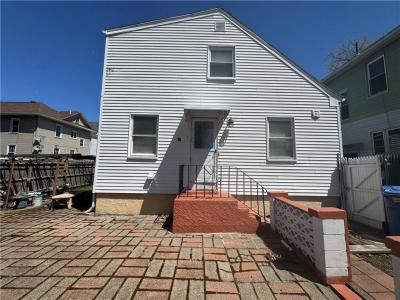 215 Roosevelt Street, Providence, RI 02909, USA