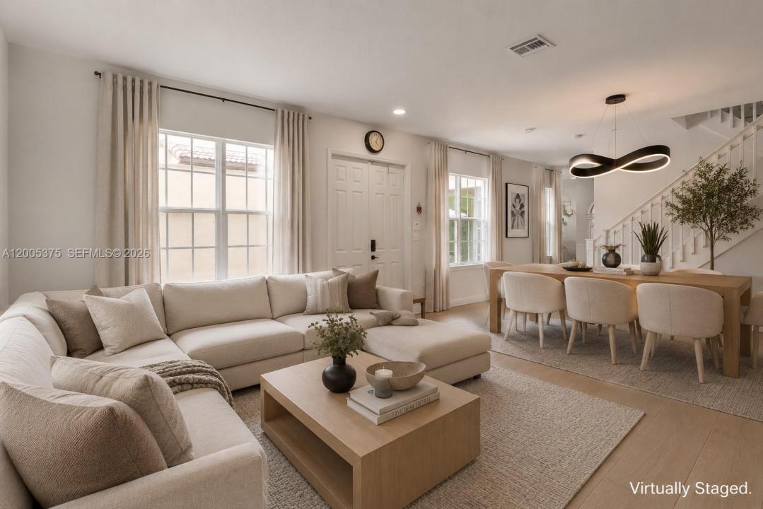 623 SW 146th Ter, Pembroke Pines, Florida 33027, Stati Uniti