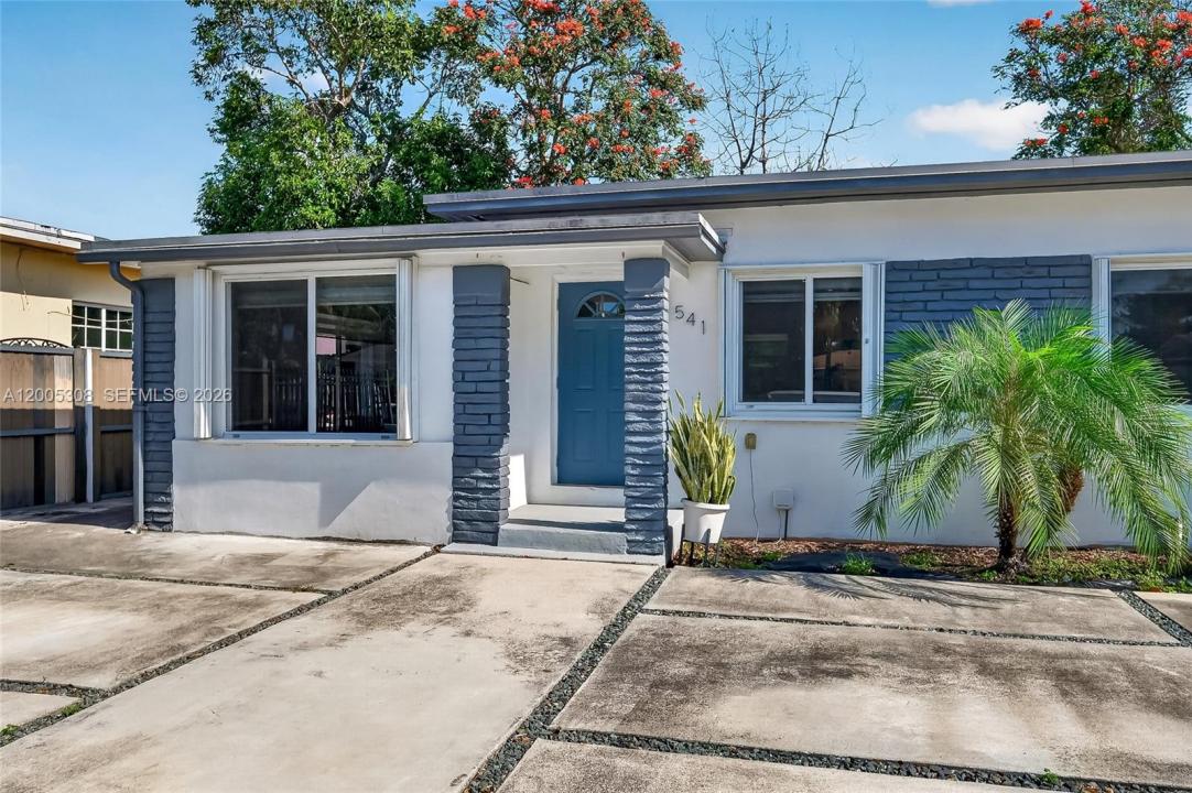 541 NW 109th St, Miami, Florida 33168, USA