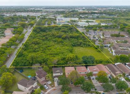 S Canal Dr, Homestead, Florida 33035