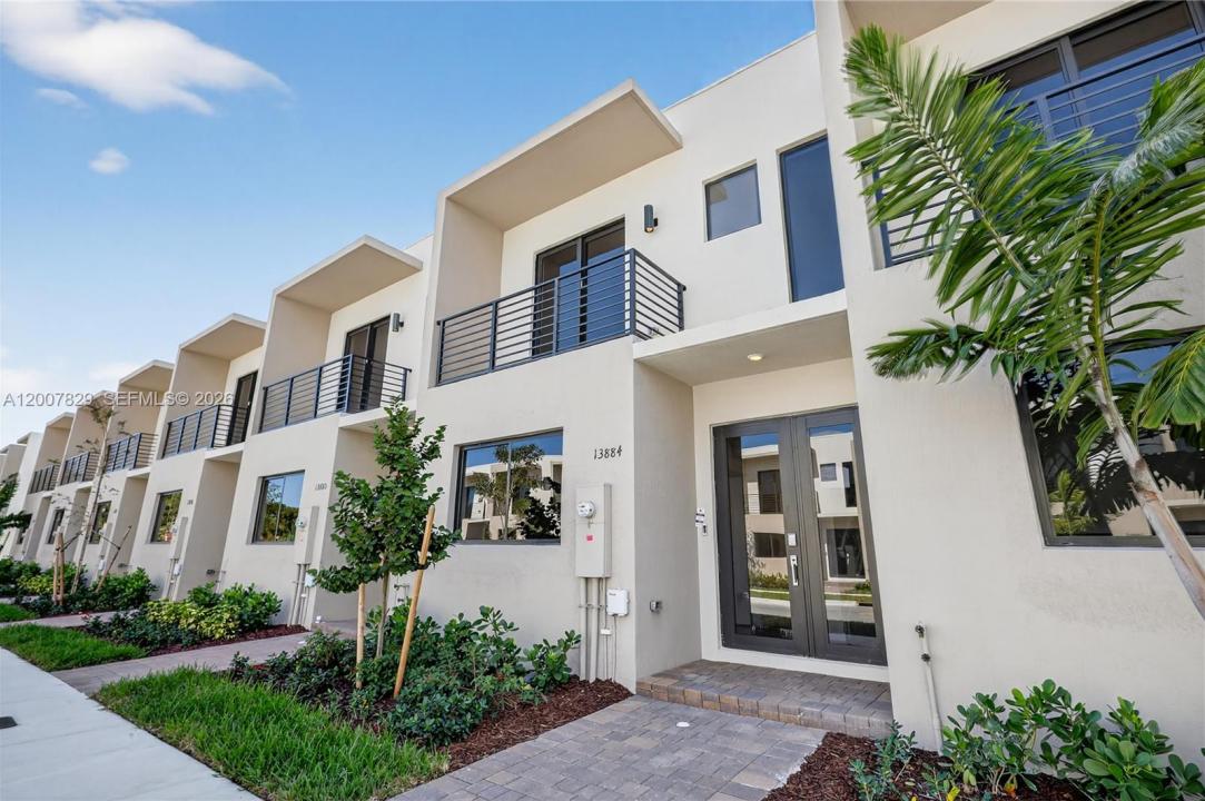 13883 SW 262nd Str 13883, Homestead, Florida 33032, USA