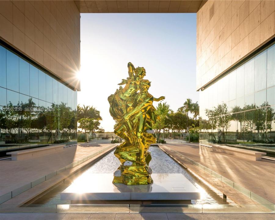 10201 Collins Ave 404, Bal Harbour, Floride 33154, États-Unis