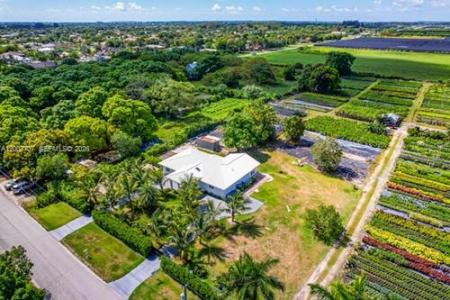 13770 SW 192nd St, Miami, Florida 33177, USA