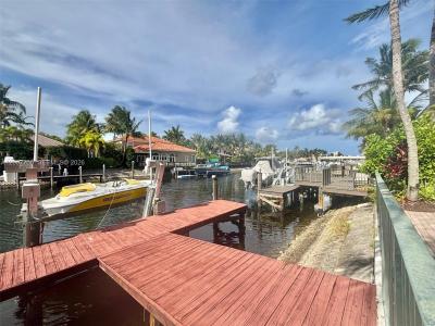 1141 Waterside Ln, Hollywood, Florida 33019, USA