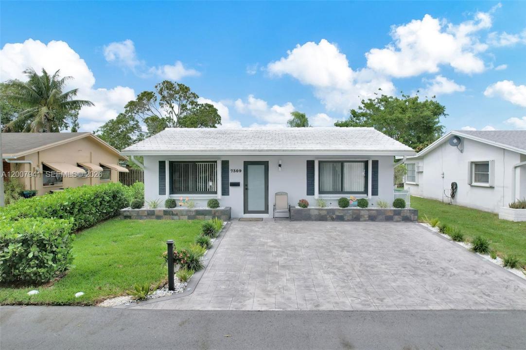 7309 NW 62nd St, Tamarac, Florida 33321