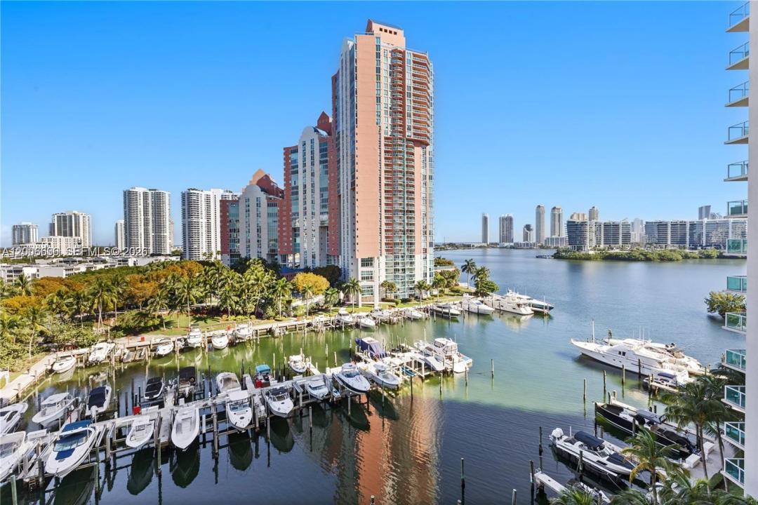 3340 NE 190th St 403, Aventura, Флорида 33180, Соединенные Штаты