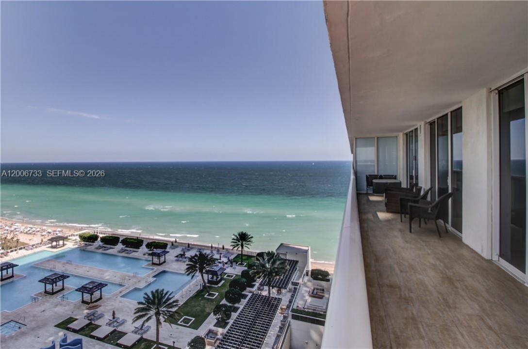 1830 S Ocean Dr 1708, Hallandale Beach, Floride 33009, États-Unis