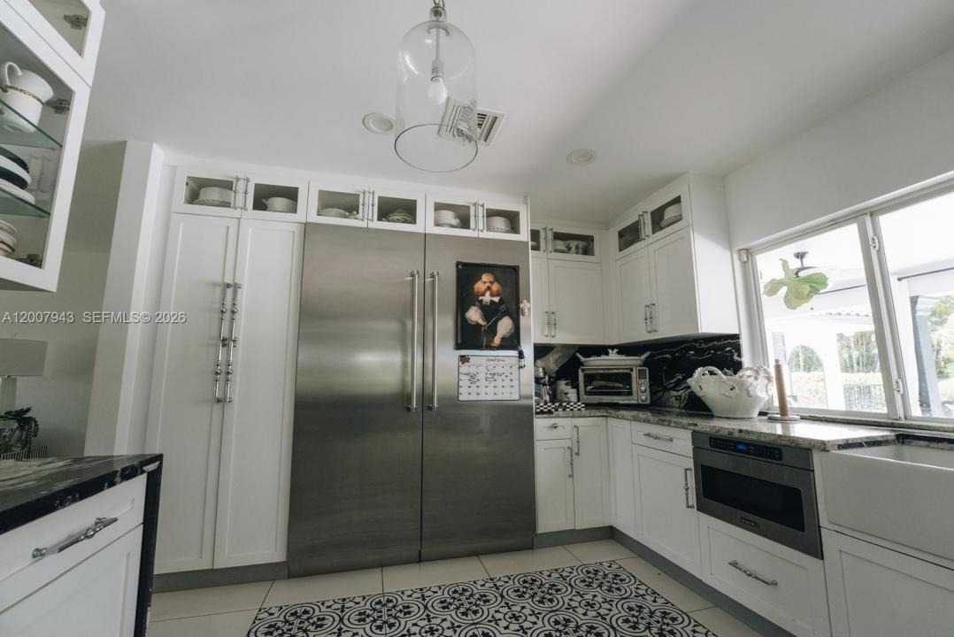 16241 W Troon Cir, Miami Lakes, Florida 33014