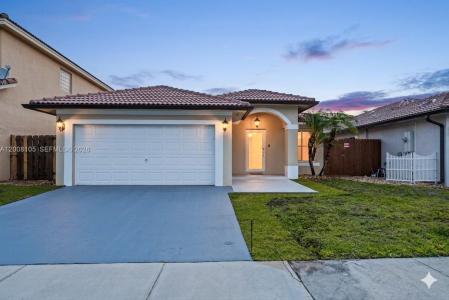 21505 SW 89th Path, Cutler Bay, Florida 33189, USA