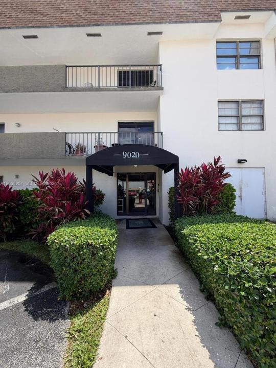 9020 NE 8th Ave 1D, Miami Shores, Floride 33138, États-Unis