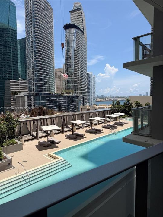 77 SE 5th St. 1505, Miami, Floride 33131, États-Unis