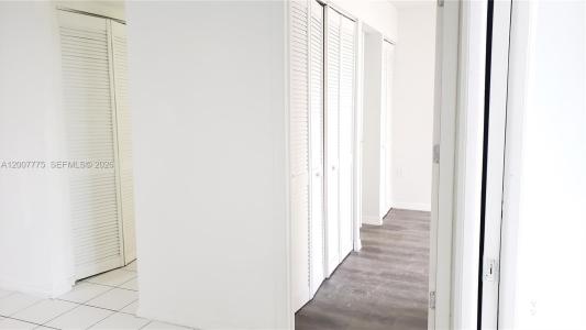 1251 NE 108th St 215, Miami, Florida 33161, Stati Uniti