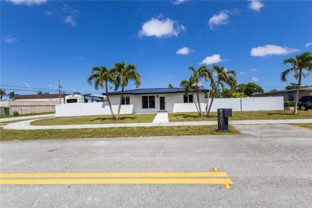 3001 SW 35th Ave front, West Park, Flórida 33023, Estados Unidos